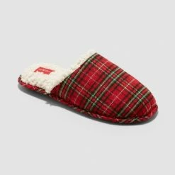 Brand new 😍 Men's Adult Plaid Slide Slippers - Wondershop™ Red ⌛ -Wondershop Elegant Shop unnamed file 344