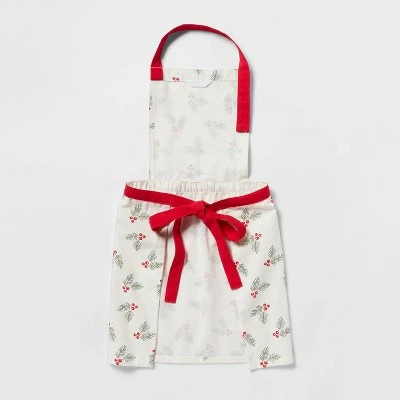 Hot Sale โค๏ธ Cotton Holly Berry Kids' Apron - Wondershop™ ๐ 2 Hot Sale โค๏ธ Cotton Holly Berry Kids' Apron - Wondershop™ ๐ - Image 2